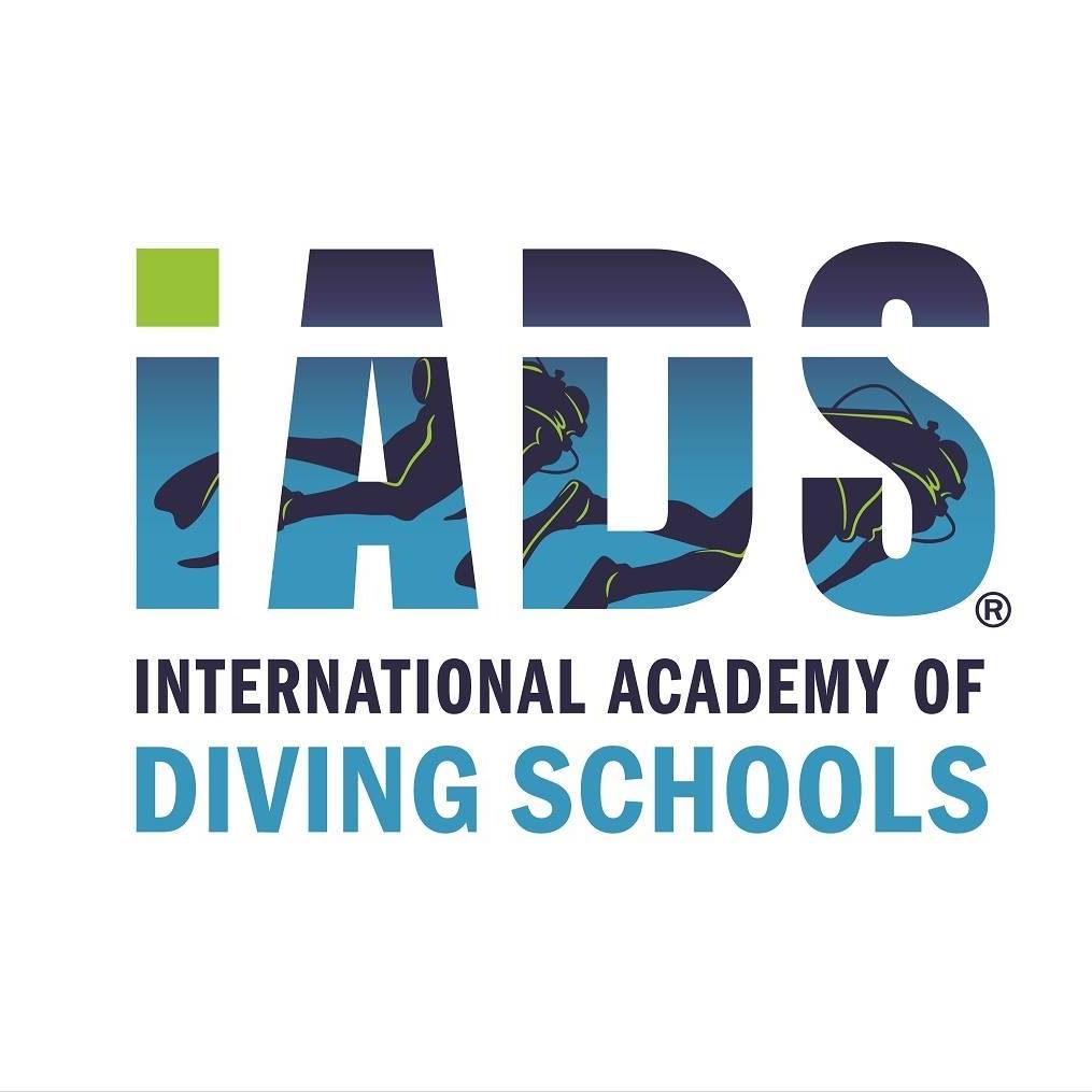 logo IADS nieuw